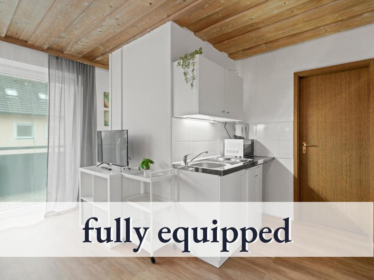 Sehr Gemuetliche Ferienwohnung In Bester Lage Mit Grossem Sonnenbalkon L Innenstadtnaehe L 1 Minute Zum Bahnhof L Kueche L Tv L Free-Wlan L Willkommen Im Hallo!-Apartment 8 Bad Wörishofen Esterno foto